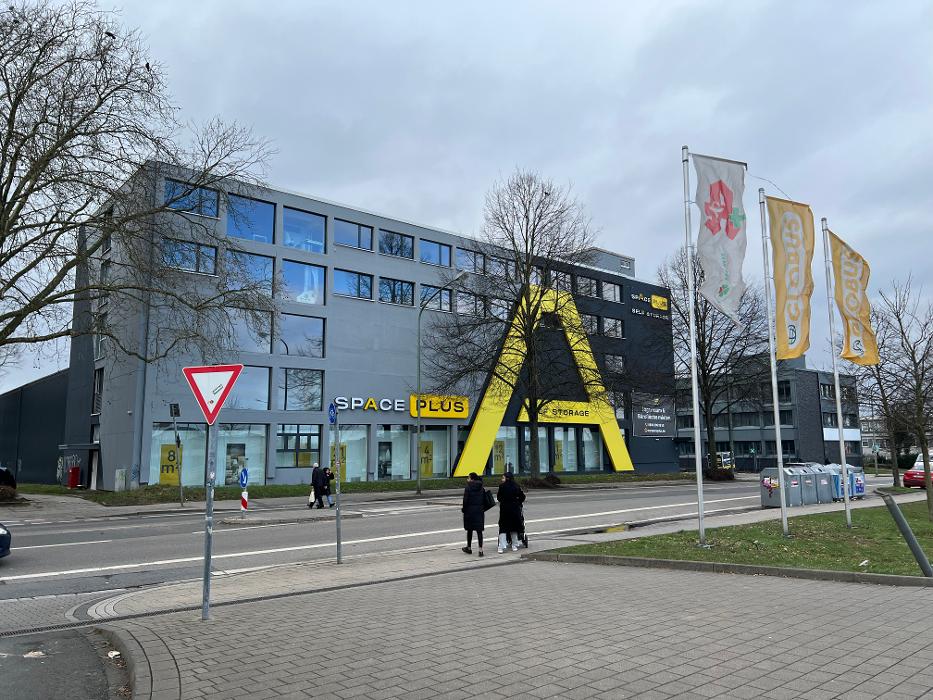 Space Plus Selfstorage - Lagerraum mieten Essen, Haedenkampstraße in Essen
