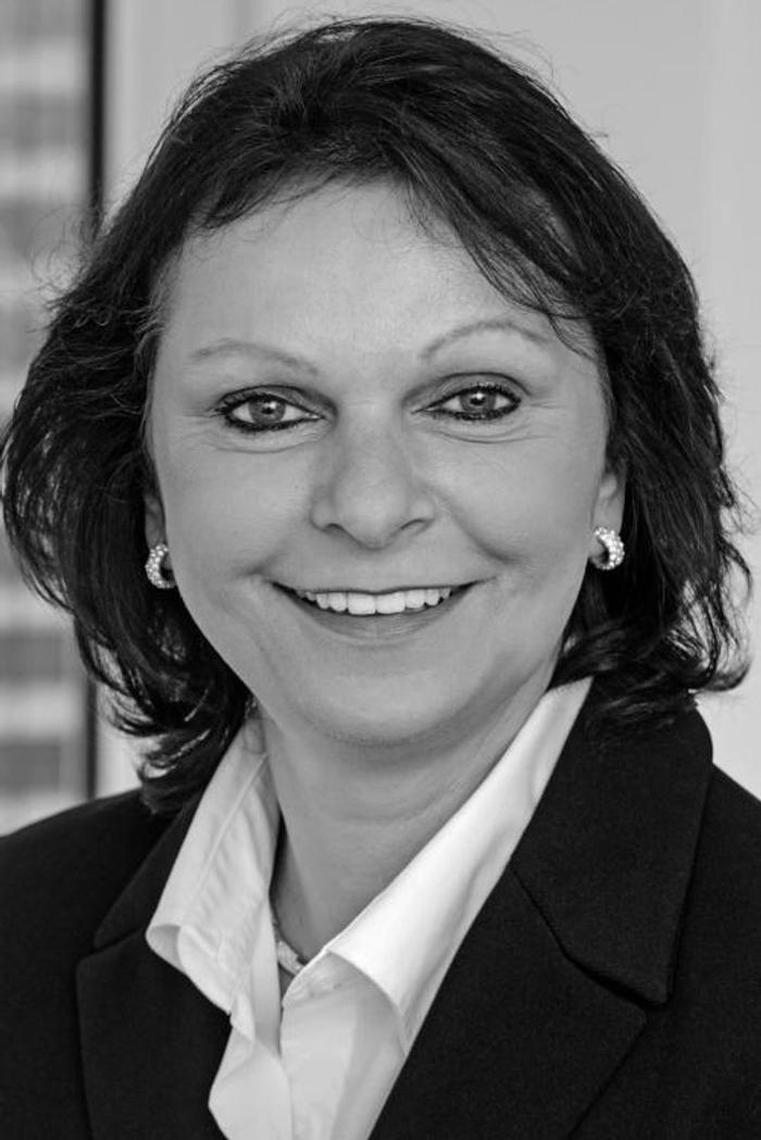 ERGO Geschäftsstelle Rita Hagen, Sürther Hauptstraße in Köln