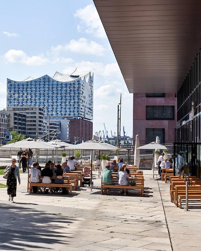 Mama trattoria Hamburg Hafencity, Am Sandtorkai in Hamburg
