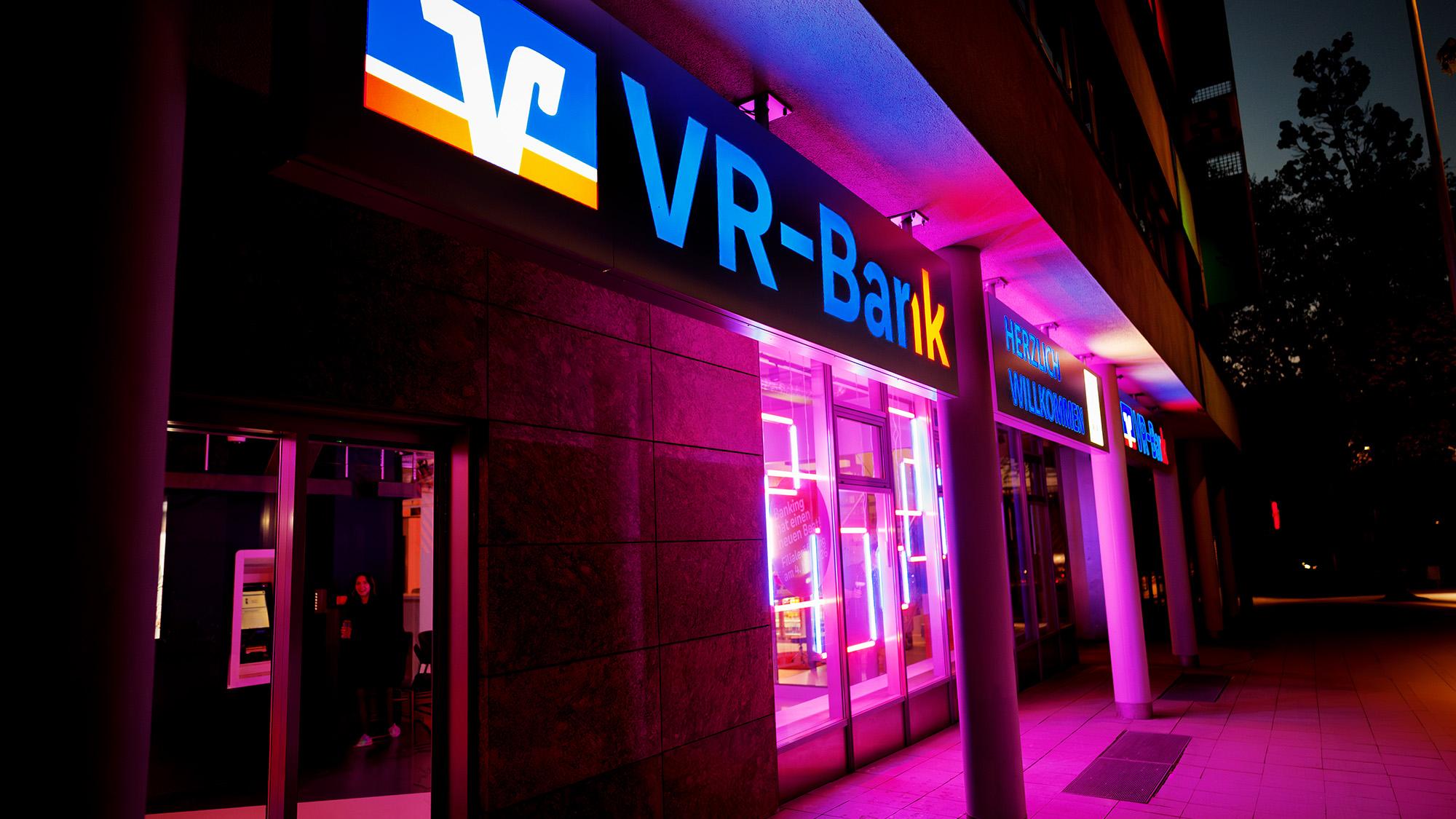VR-Bank Ludwigsburg eG, Filiale VR-Bar Bietigheim, Stuttgarter Straße in Bietigheim-Bissingen