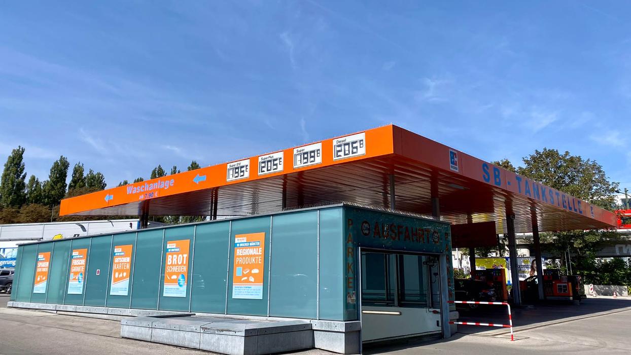 Tankstelle V-Markt, Balanstraße in München