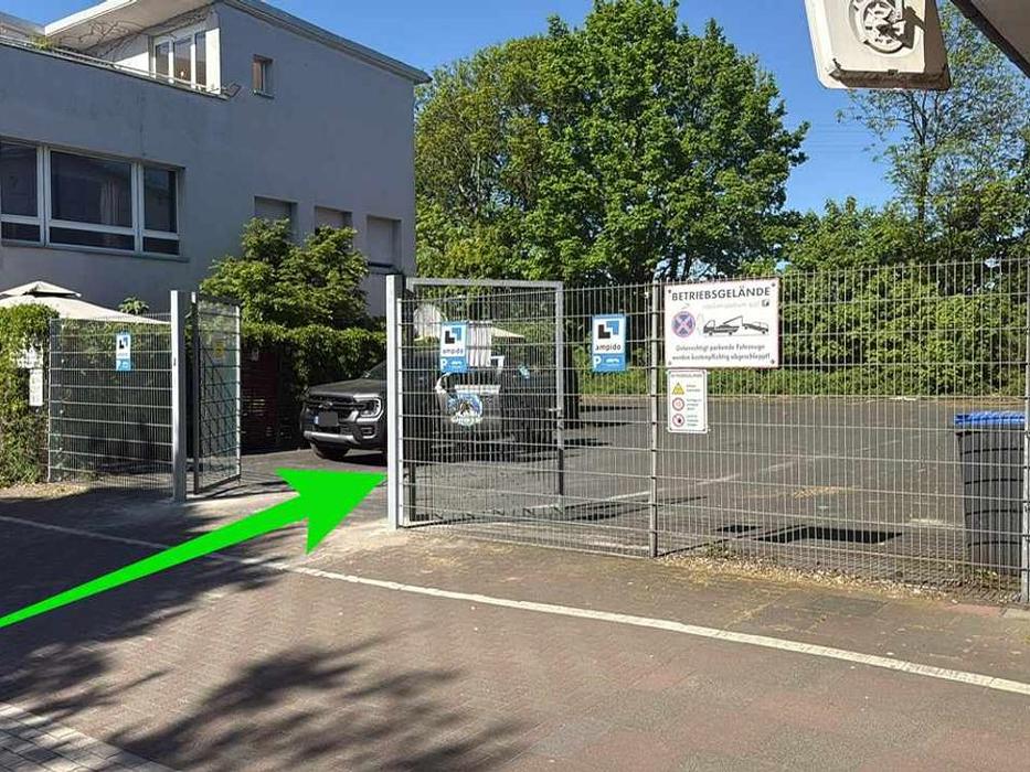 ampido Parkplatz, Bischofsweg in Köln