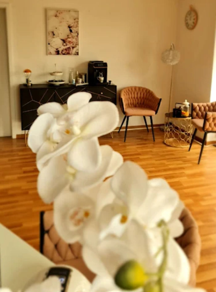 Exquisito kosmetik&nails, Hauptstrasse in Däniken