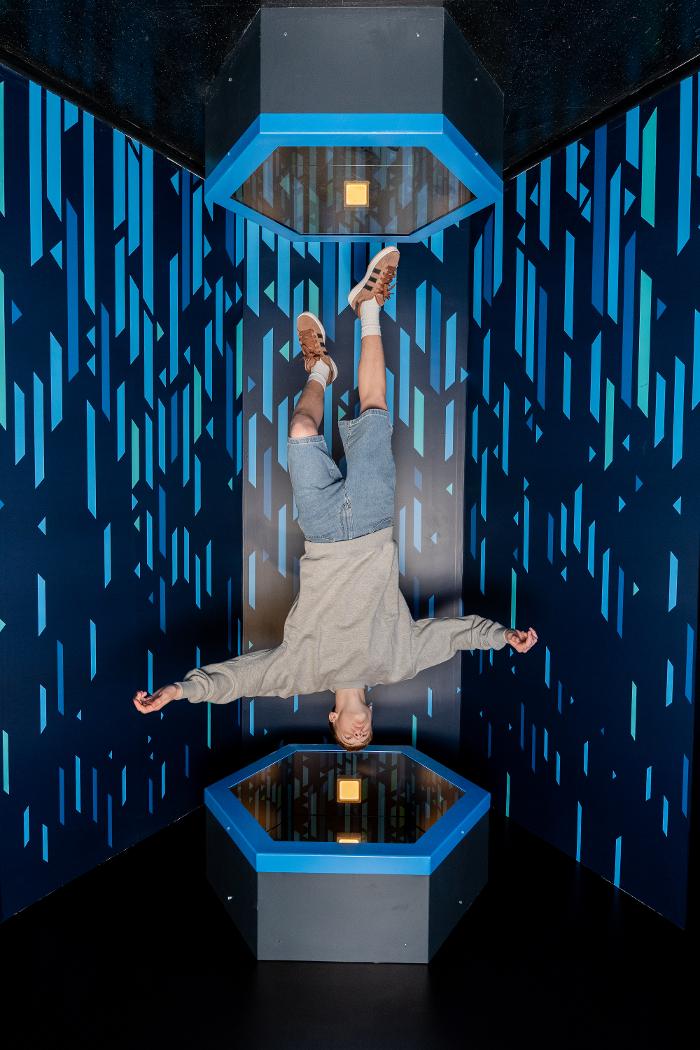 Infinity portal photo opp