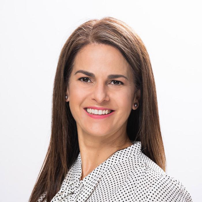 Dr. María Méndez