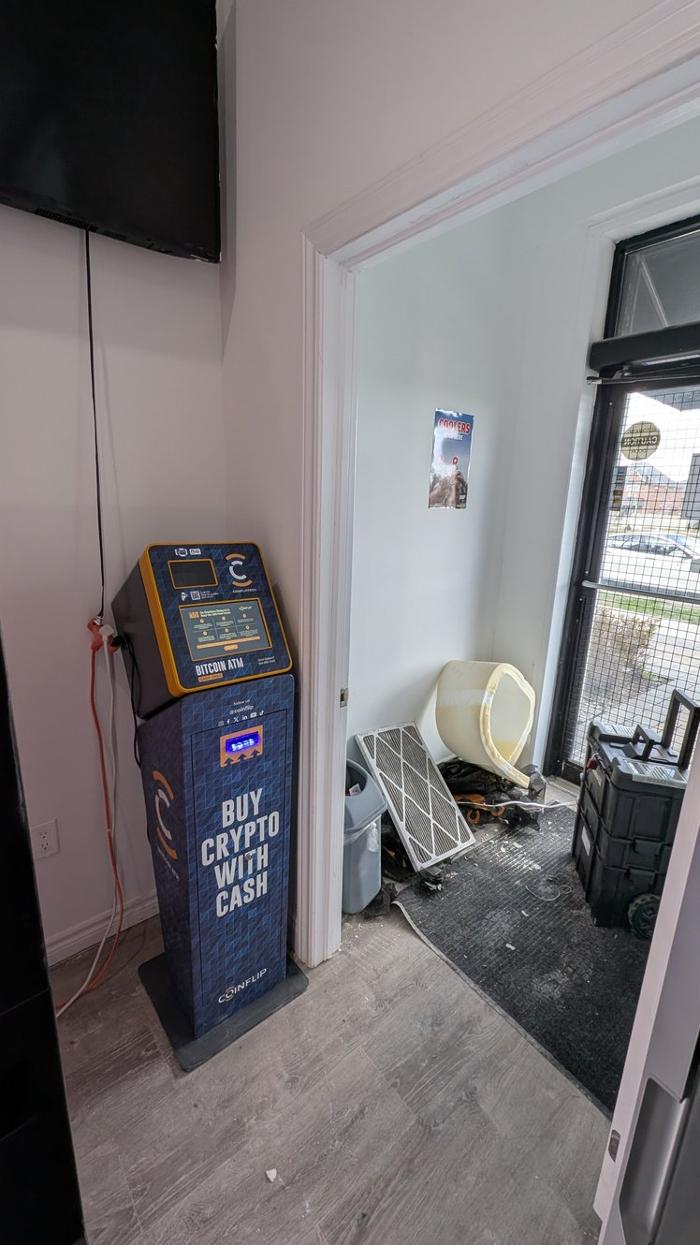 CoinFlip Bitcoin ATM - Scottishcindy Convenience (Vaughan)