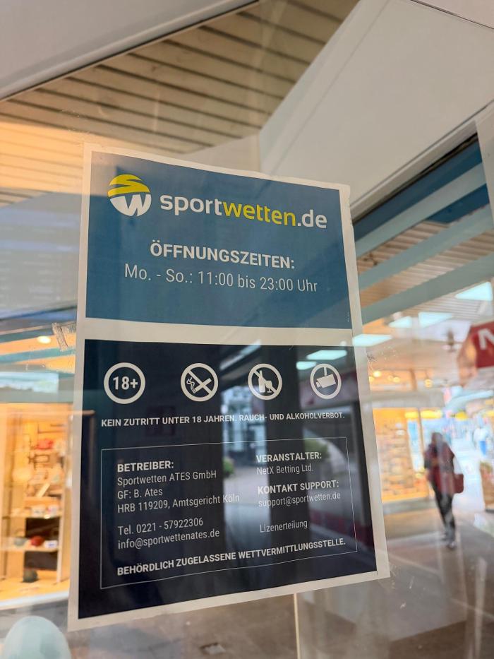 sportwetten.de, Friedrich-Ebert-Platz in Leverkusen