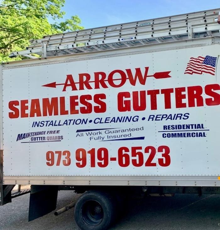 Arrow Seamless Gutters