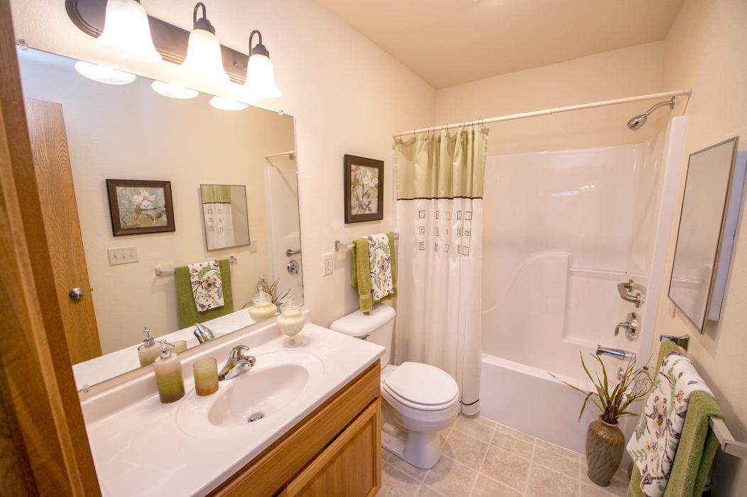 Parkwood Highlands Apartments & Townhomes 55+