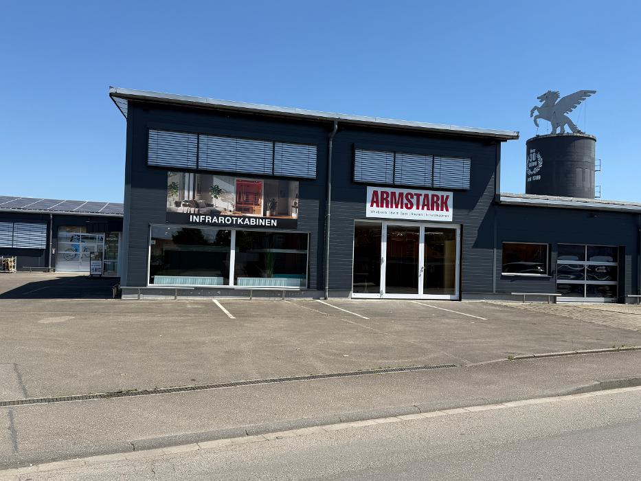 ARMSTARK Whirlpools, Swim Spas, Saunen & Infrarotkabinen, Industriestraße in Sontheim an der Brenz