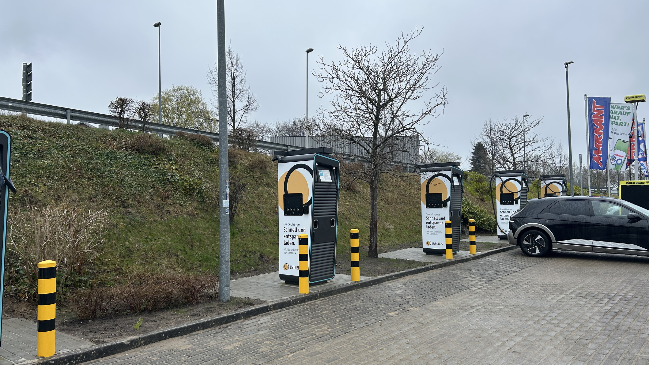 LichtBlick QuickCharge Ladestation, Philipp-Reis-Weg in Kiel