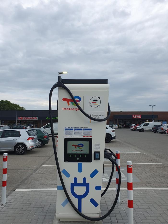 TotalEnergies Charging Station, Rosenthaler Weg in Berlin