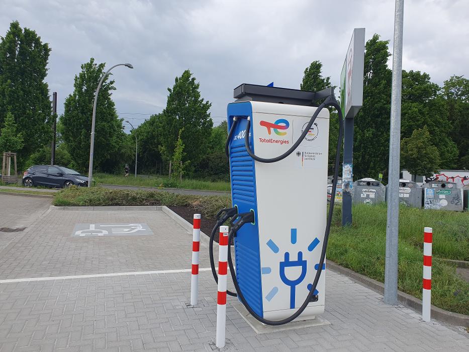TotalEnergies Charging Station, Rosenthaler Weg in Berlin