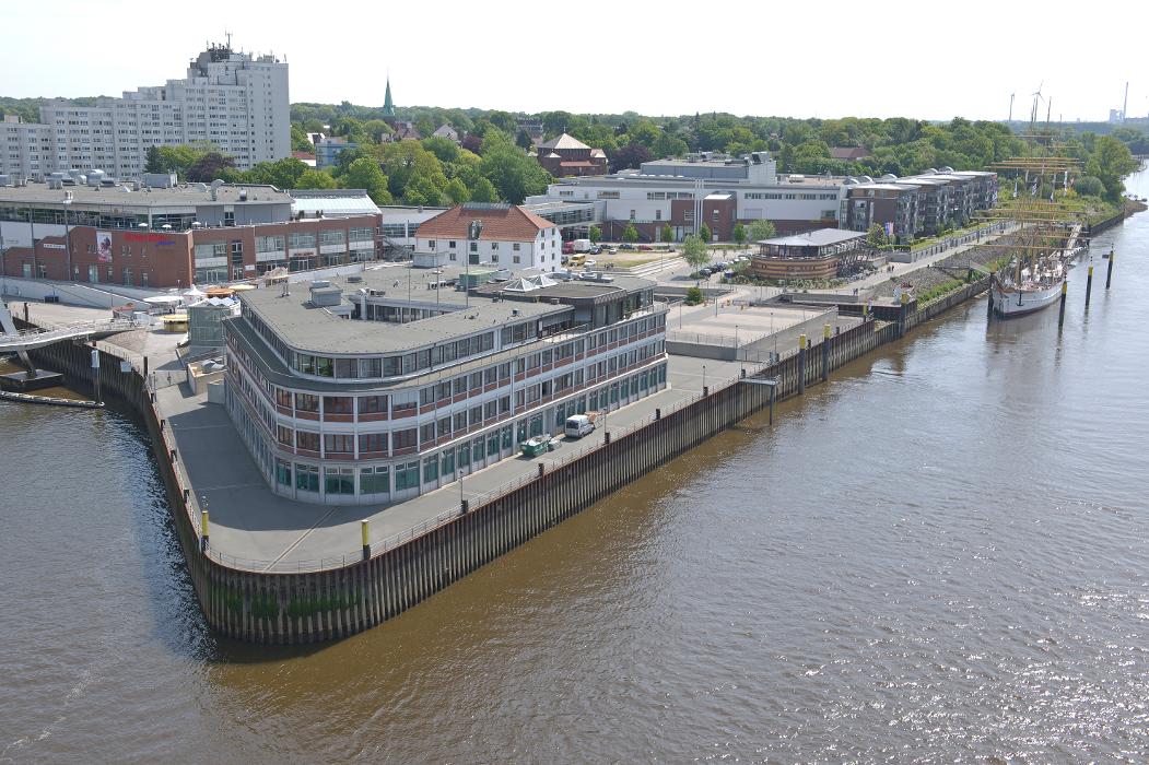 Lürssen Logistics GmbH & Co. KG, Zum Alten Speicher in Bremen