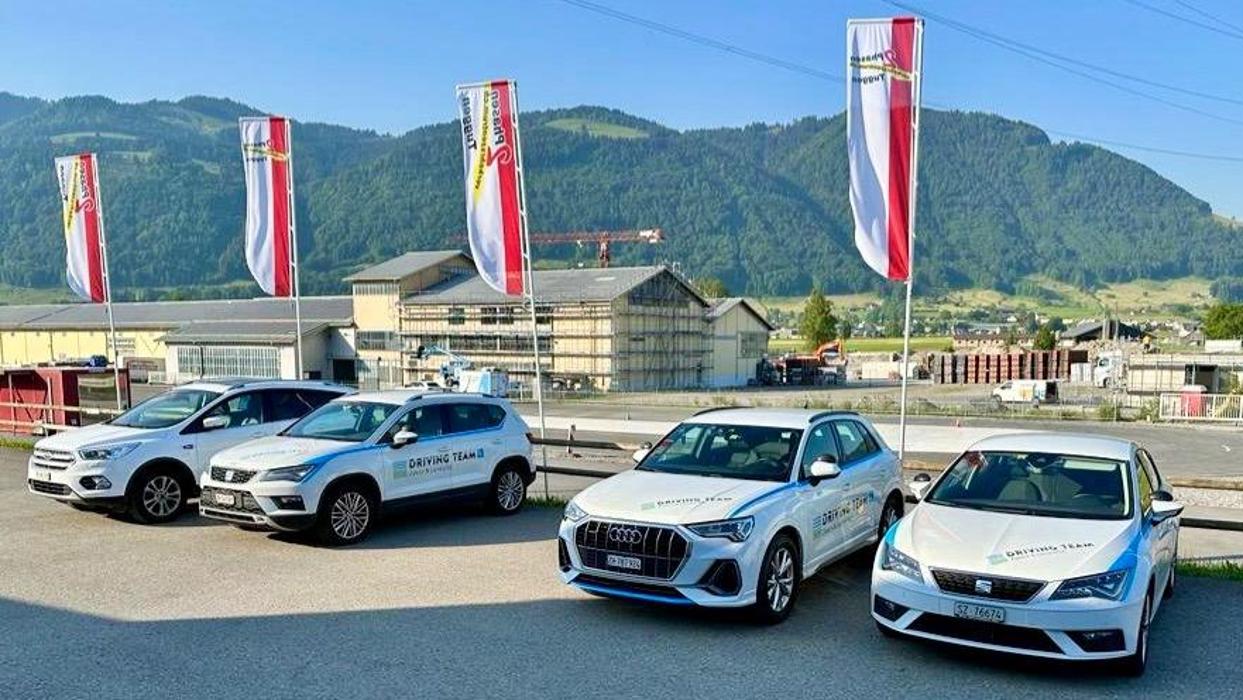 Fahrschule Pfäffikon/SZ | Driving Team | Auto | Anhänger | Lastwagen, Hofacker in Pfäffikon