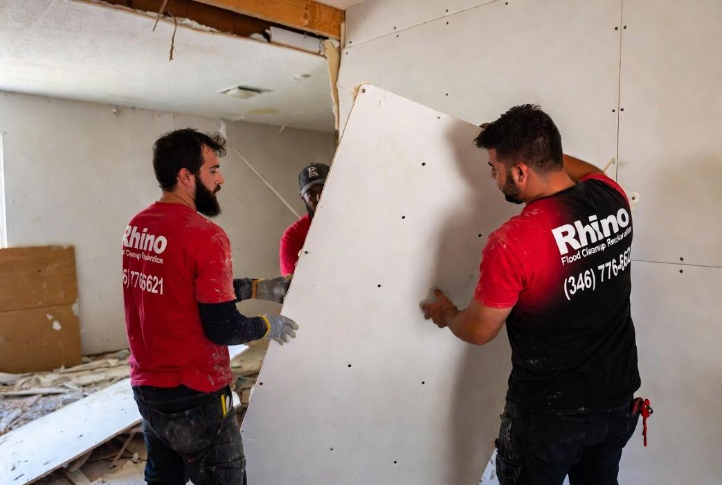 flood damage cleanup
