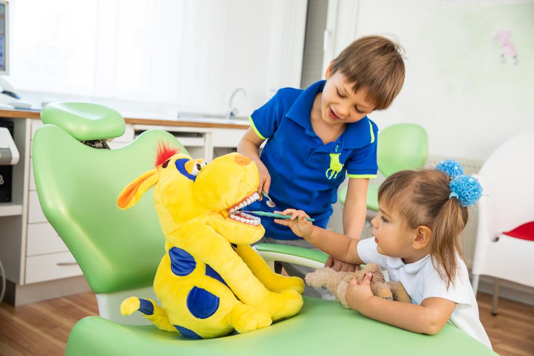 Dr. Uta Salomon M.Sc., Kids & TEENs Zahnmedizin, Wendelgardstraße in Friedrichshafen