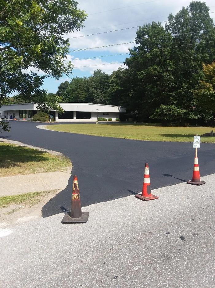 Bouchards Paving and Sealing Image