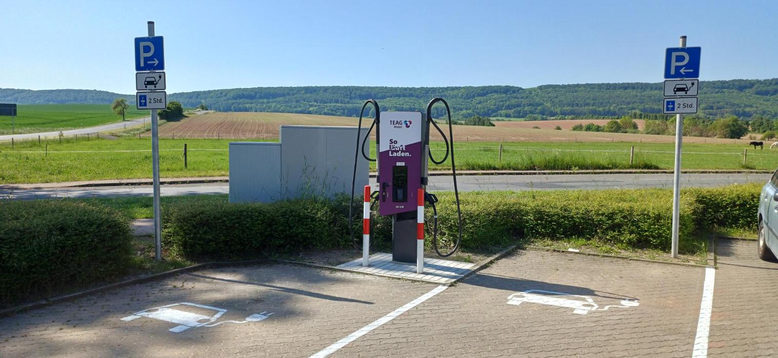 TEAG Mobil-Ladestation, Hauptstraße in Niederorschel
