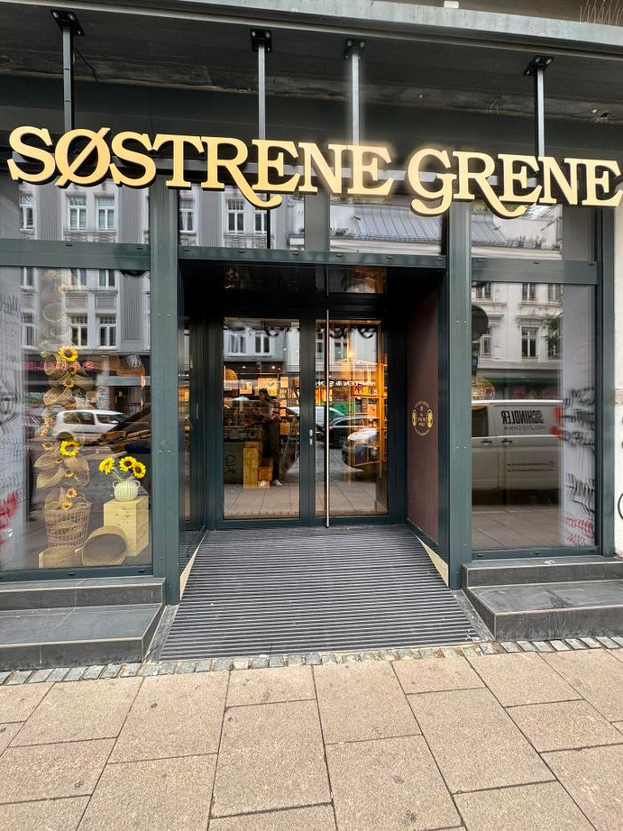 Søstrene Grene, Schulterblatt in Altona