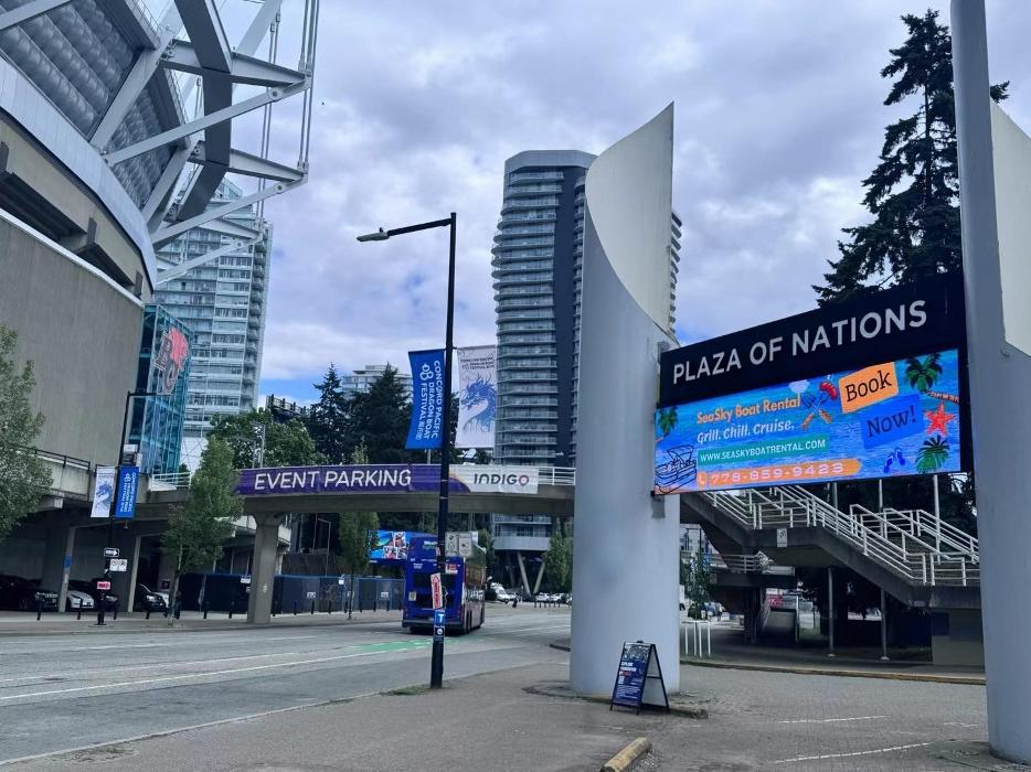 SeaSky Cruises Pontoon & Yacht Rental | Vancouver Private Boat Rental