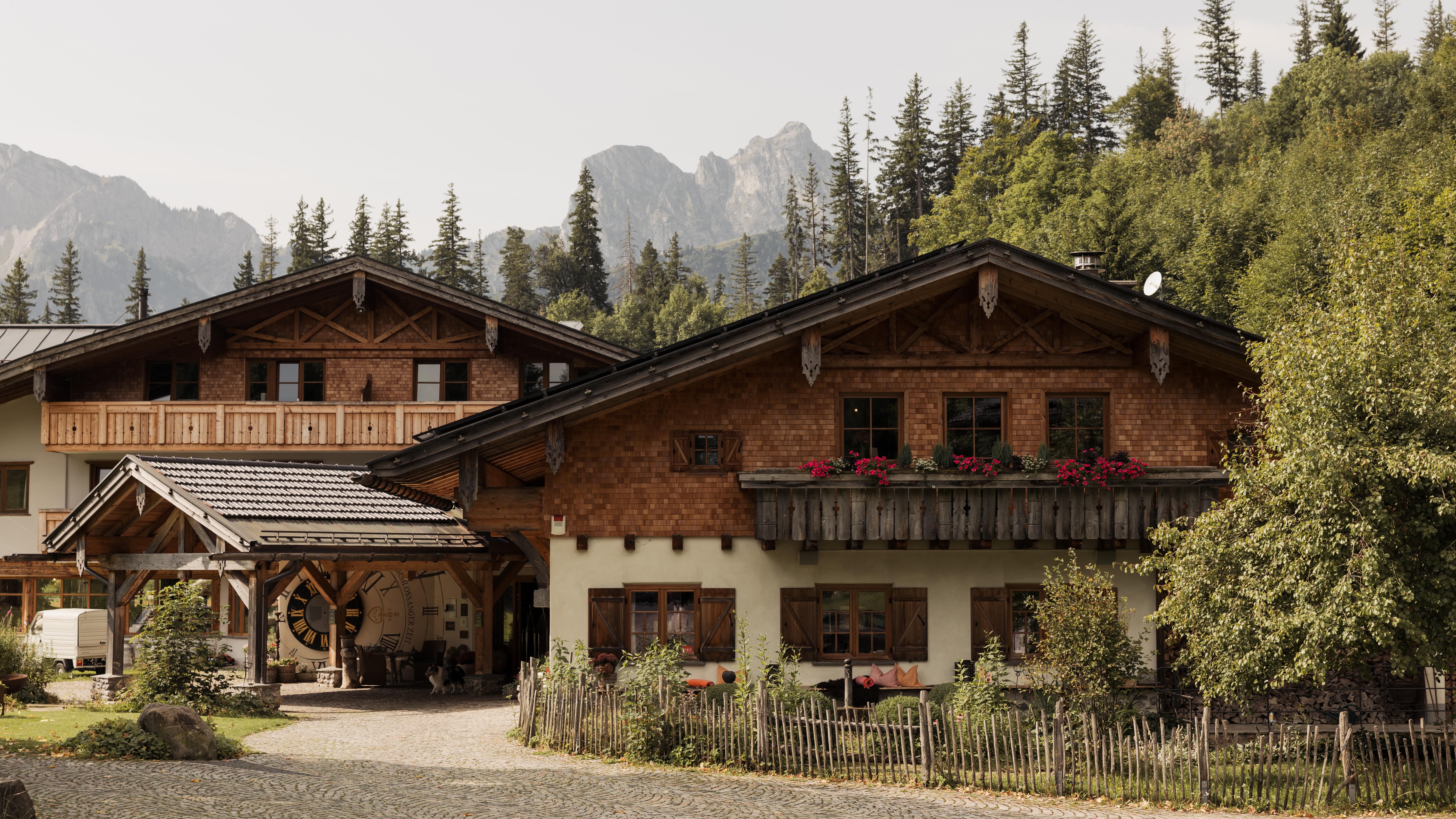 Berghotel Schlossanger Alp, Am Schloßanger in Pfronten