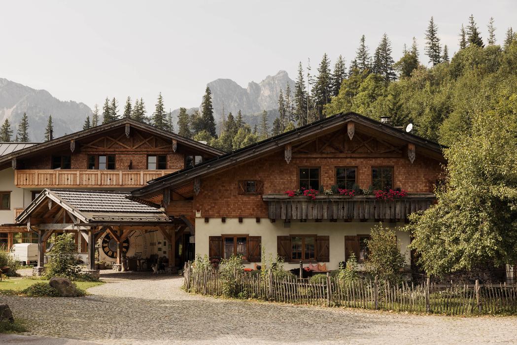 Berghotel Schlossanger Alp, Am Schloßanger in Pfronten