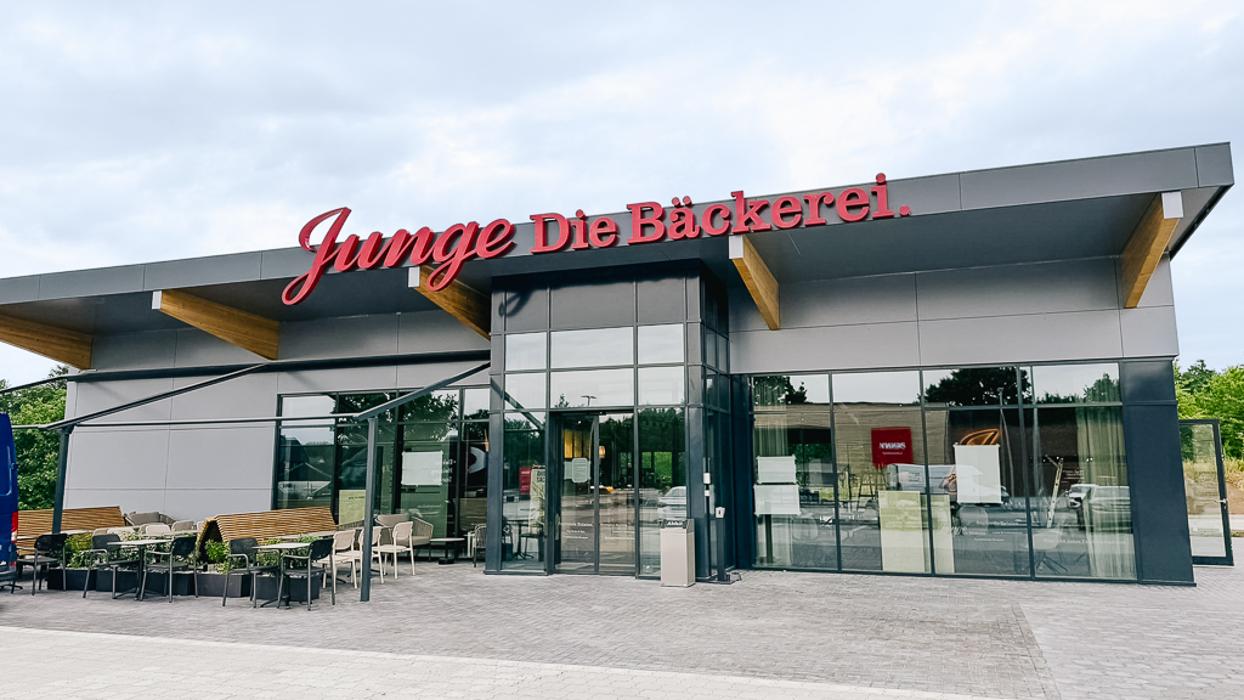 Junge Die Bäckerei., Wakendorfer Straße in Preetz