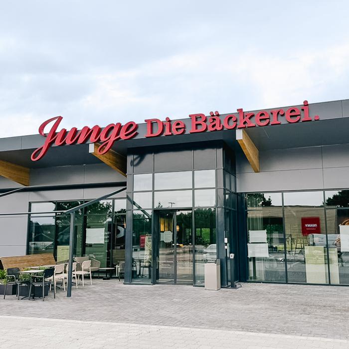 Junge Die Bäckerei., Wakendorfer Straße in Preetz