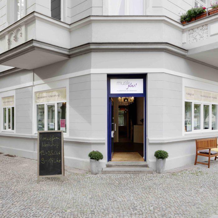 Musik Plus Berlin, Friedbergstraße in Berlin
