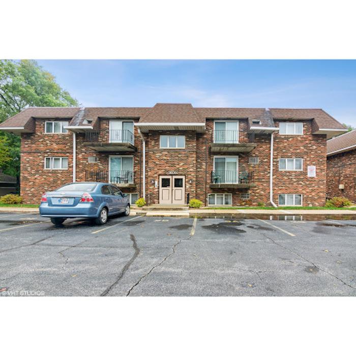 Grand Orchard Apartments