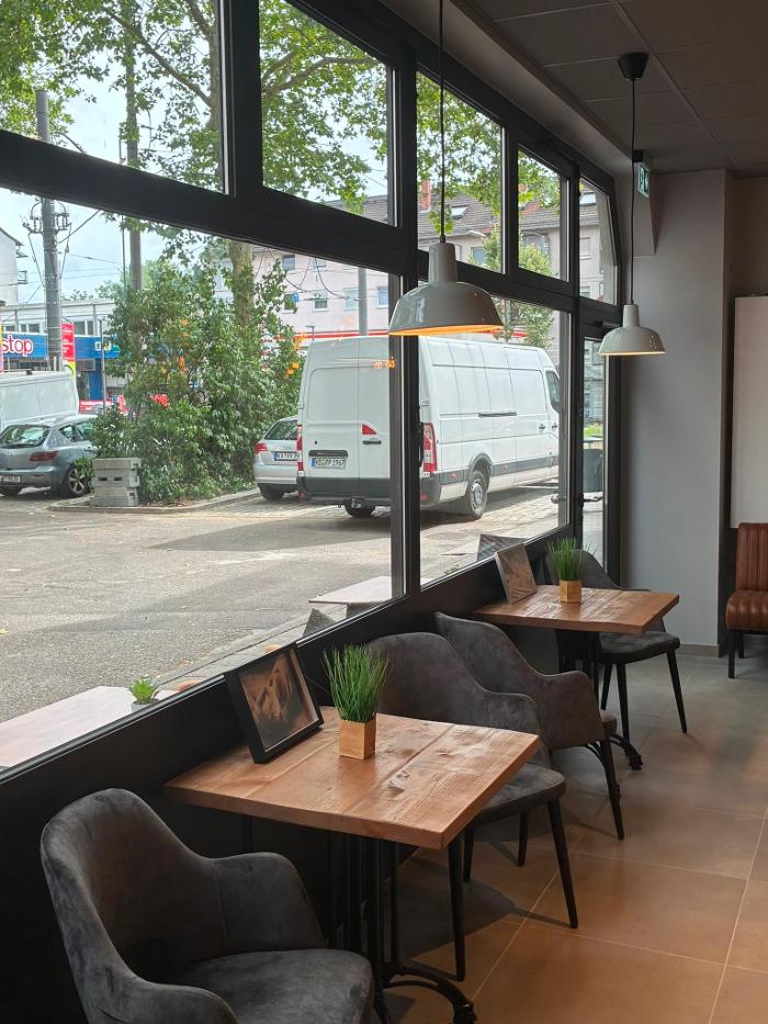 Hatz - der Bäcker, Lameystraße in Karlsruhe