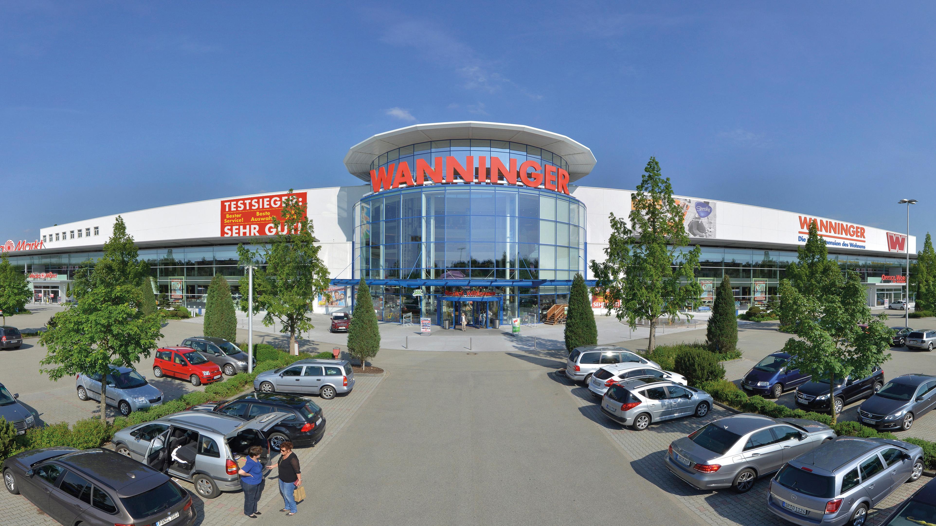 Möbel Wanninger Straubing - Das Möbelhaus und Küchenstudio, Aiterhofener Straße in Straubing