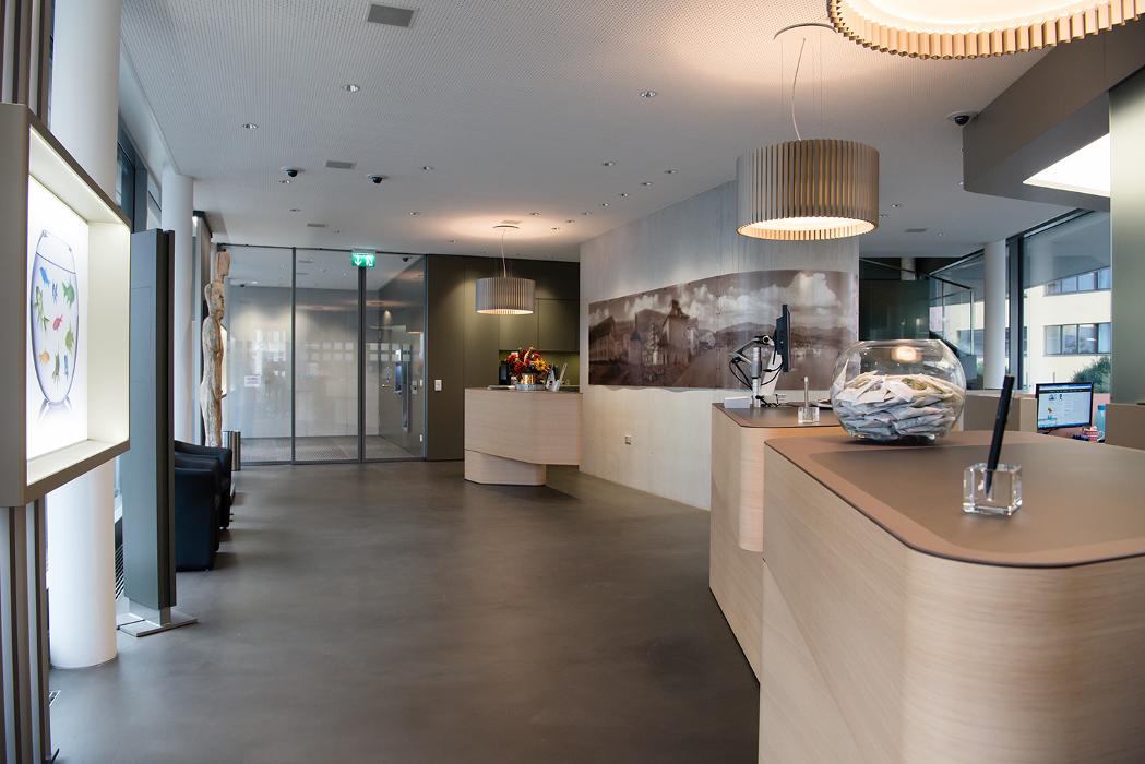 Bank Linth Freienbach Churerstrasse 25 Offnungszeiten Angebote