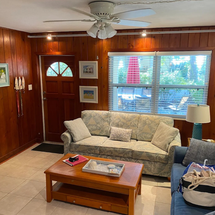 SANDY SHORES Vacation Rentals - Indian Rocks Beach, FL