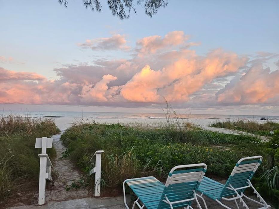 SANDY SHORES Vacation Rentals - Indian Rocks Beach, FL