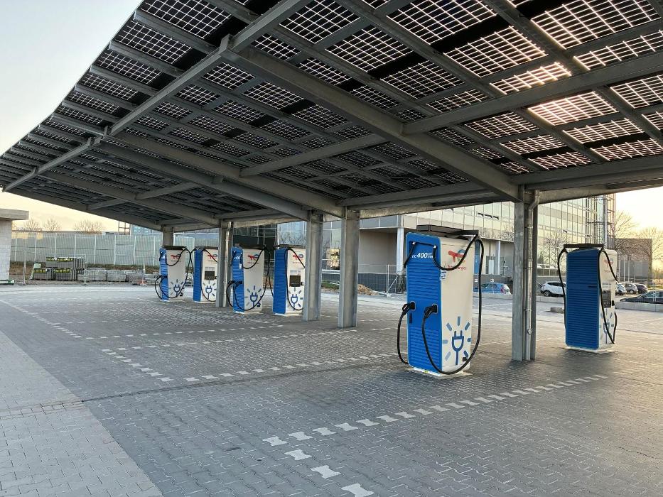 TotalEnergies Charging Station, Avantis Allee in Aachen