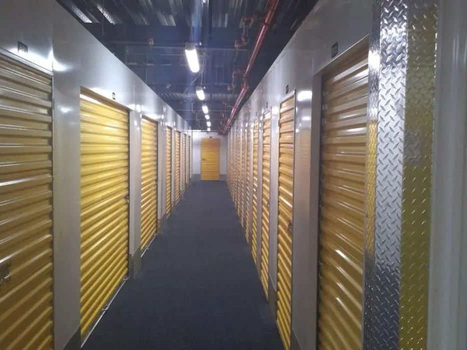 Manhattan Mini Storage