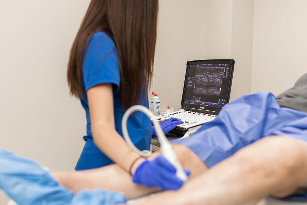 Center for Vein Restoration | Dr. Andrew Harding