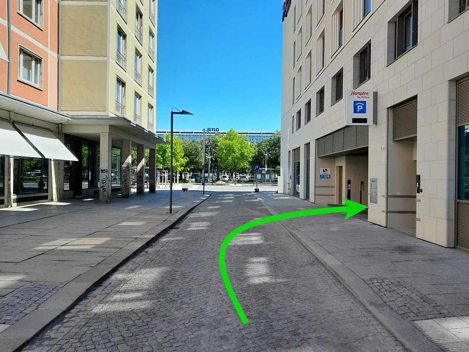 ampido Parkplatz, Ringstraße in Dresden