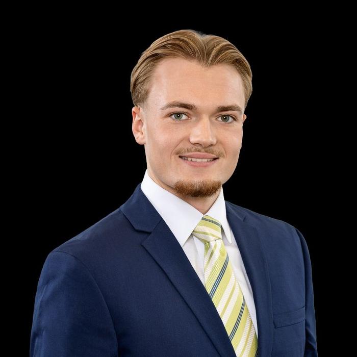 ERGO Versicherung Marlon Goldbach, Im Meere in Giesen