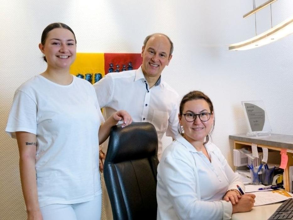 Dr.med.dent. Peter Kram | Kieferorthopäde, Hauptstraße in Köln