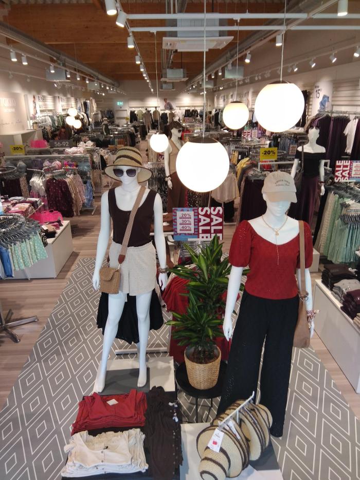 Takko Fashion, Göltzschtalstraße in Auerbach/Vogtland