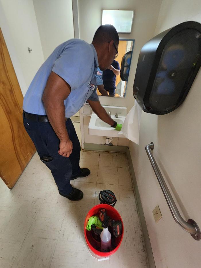 Roto-Rooter Plumbing & Water Cleanup