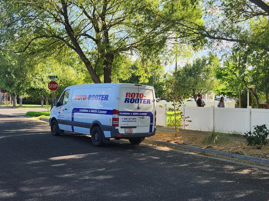 Roto-Rooter Plumbing & Water Cleanup Image