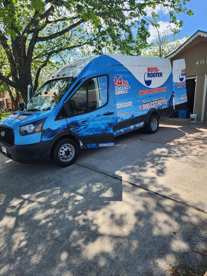 Roto-Rooter Plumbing &amp; Water Cleanup Logo
