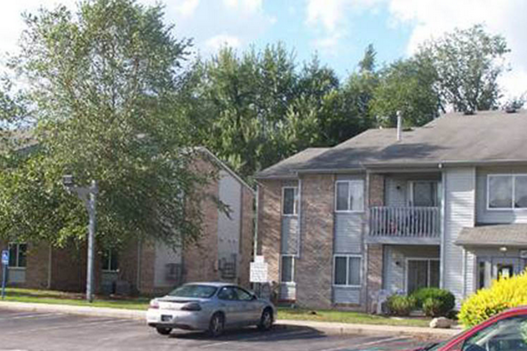 Canterbury House Apartments - Logansport
