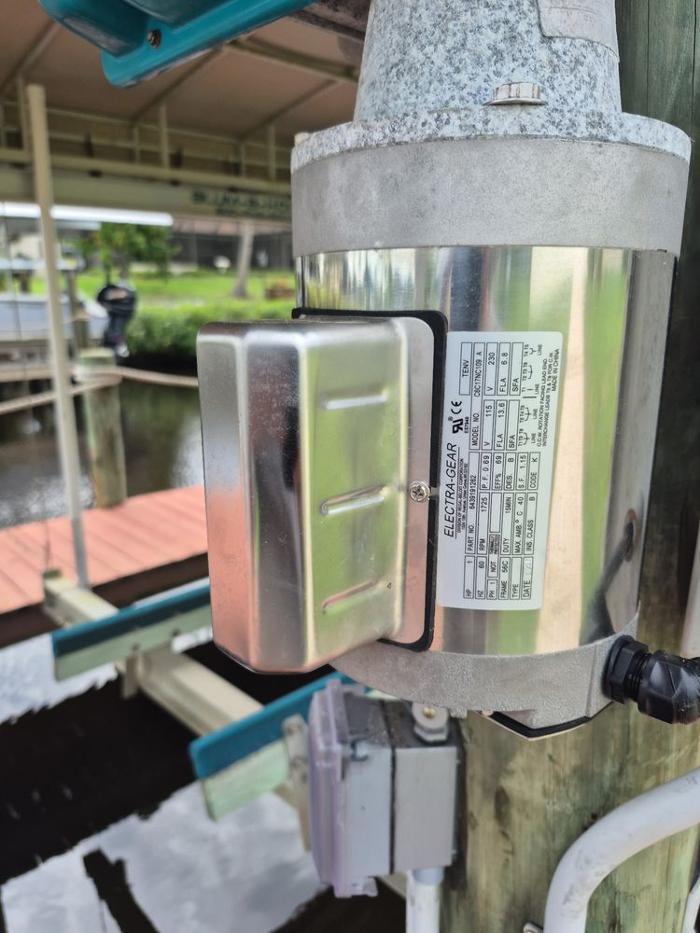 Coastal Dock & Lift Services