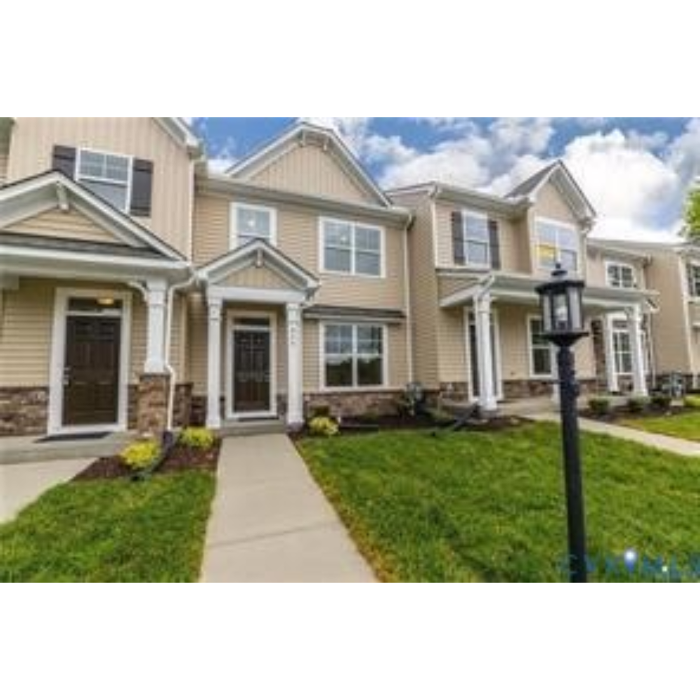 Deborah Edwards - Real Estate Agent