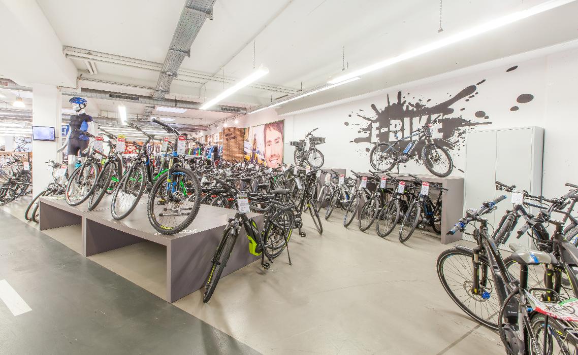 B.O.C. - BIKE & OUTDOOR COMPANY GmbH & Co. KG, Friedrich-Ebert-Damm in Hamburg